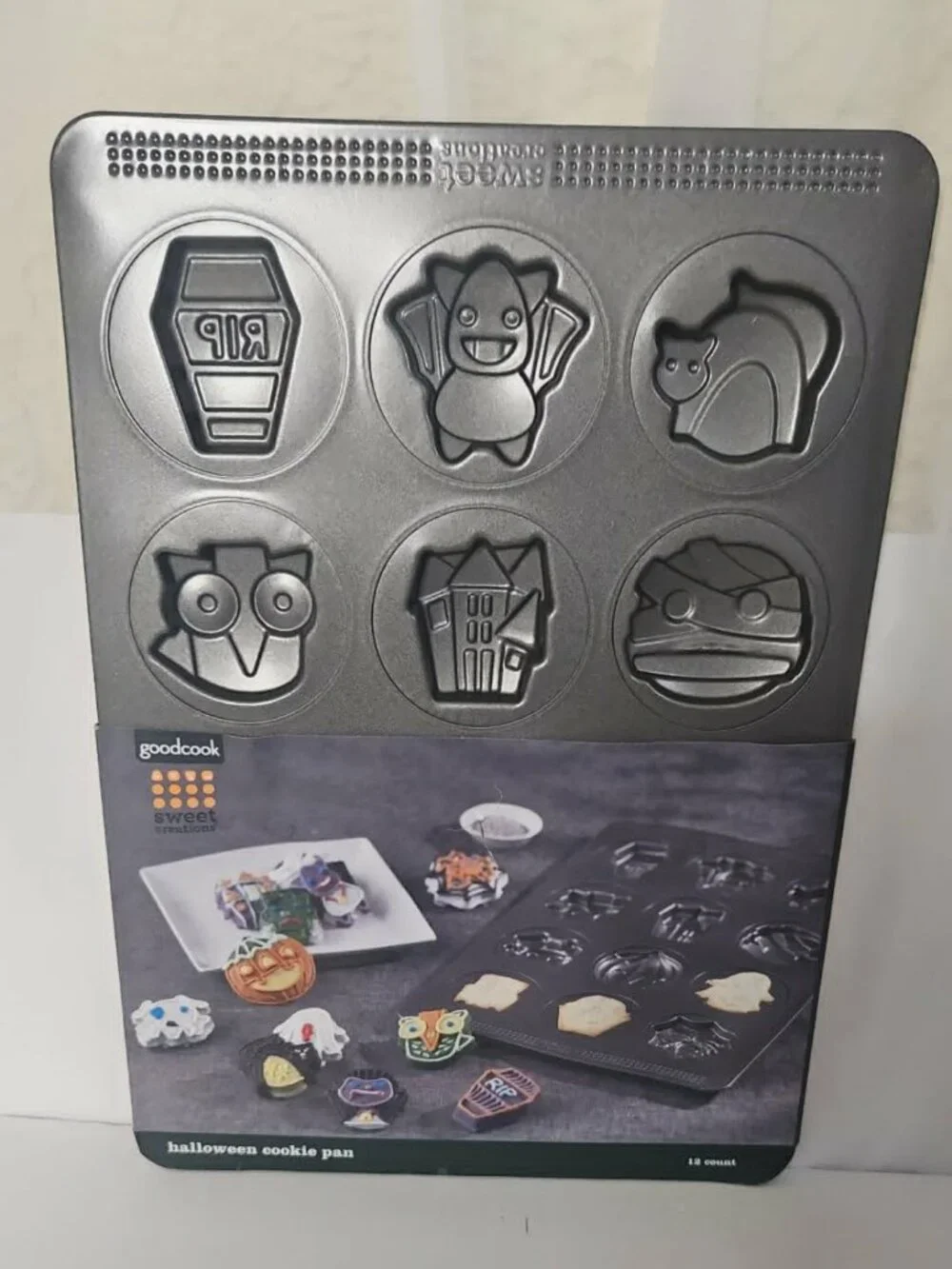 Good Cook Sweet Creations 12-cavity Halloween cookie pan